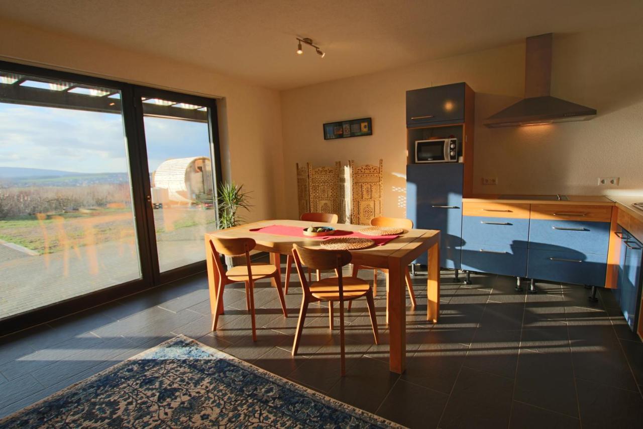 Hunsrueck Valley View Apartment With Cedar Sauna Bruschied Eksteriør billede