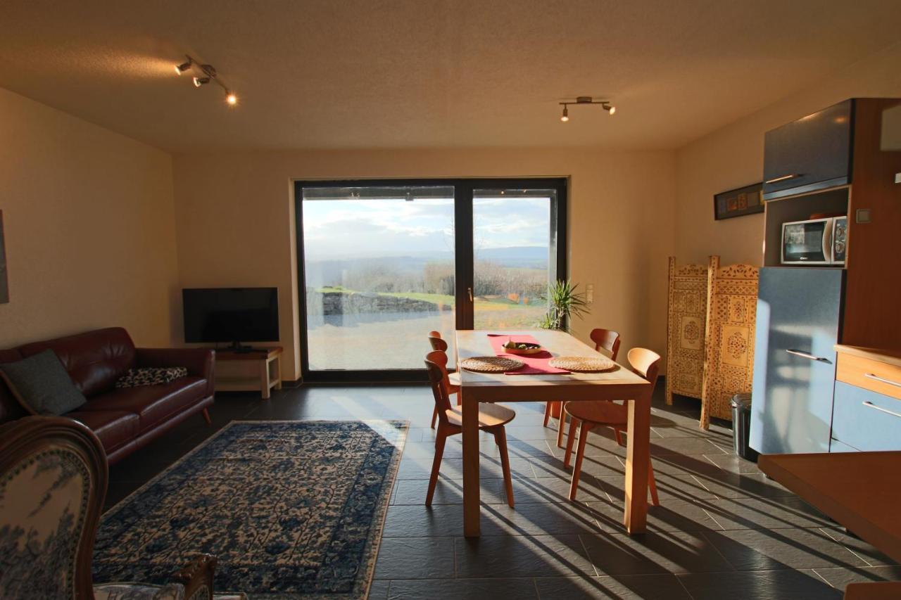 Hunsrueck Valley View Apartment With Cedar Sauna Bruschied Eksteriør billede