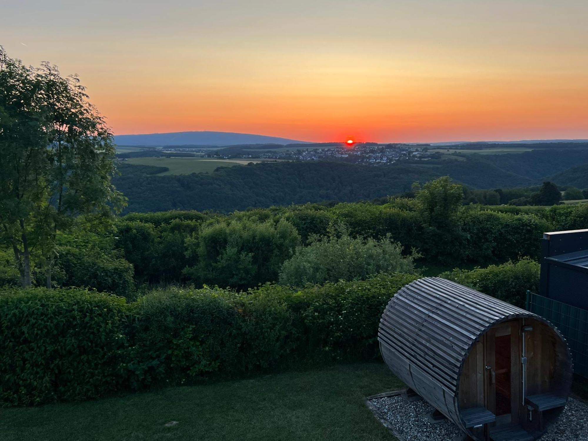 Hunsrueck Valley View Apartment With Cedar Sauna Bruschied Eksteriør billede