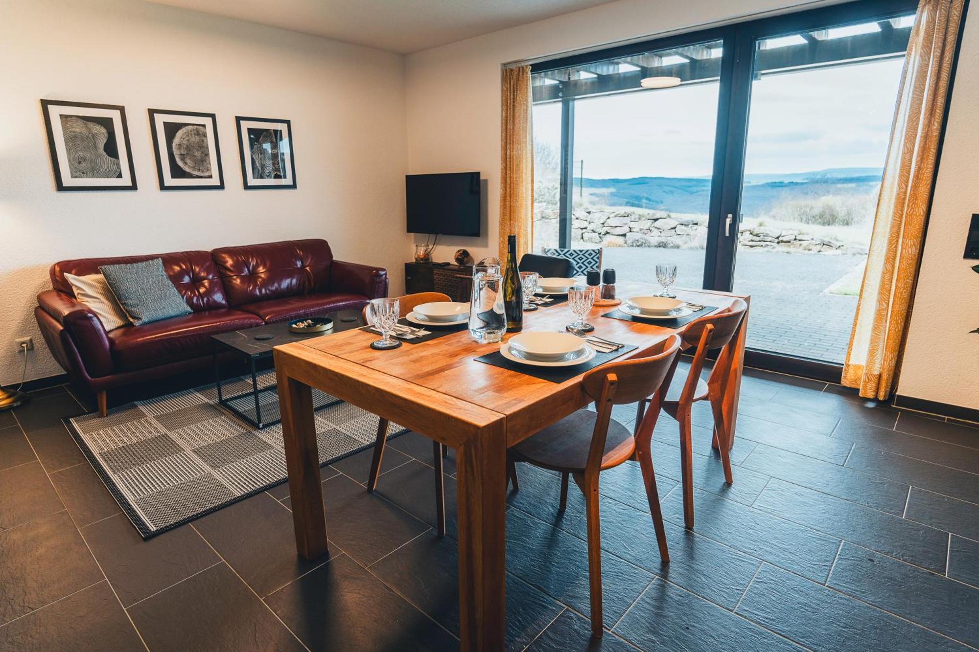 Hunsrueck Valley View Apartment With Cedar Sauna Bruschied Eksteriør billede